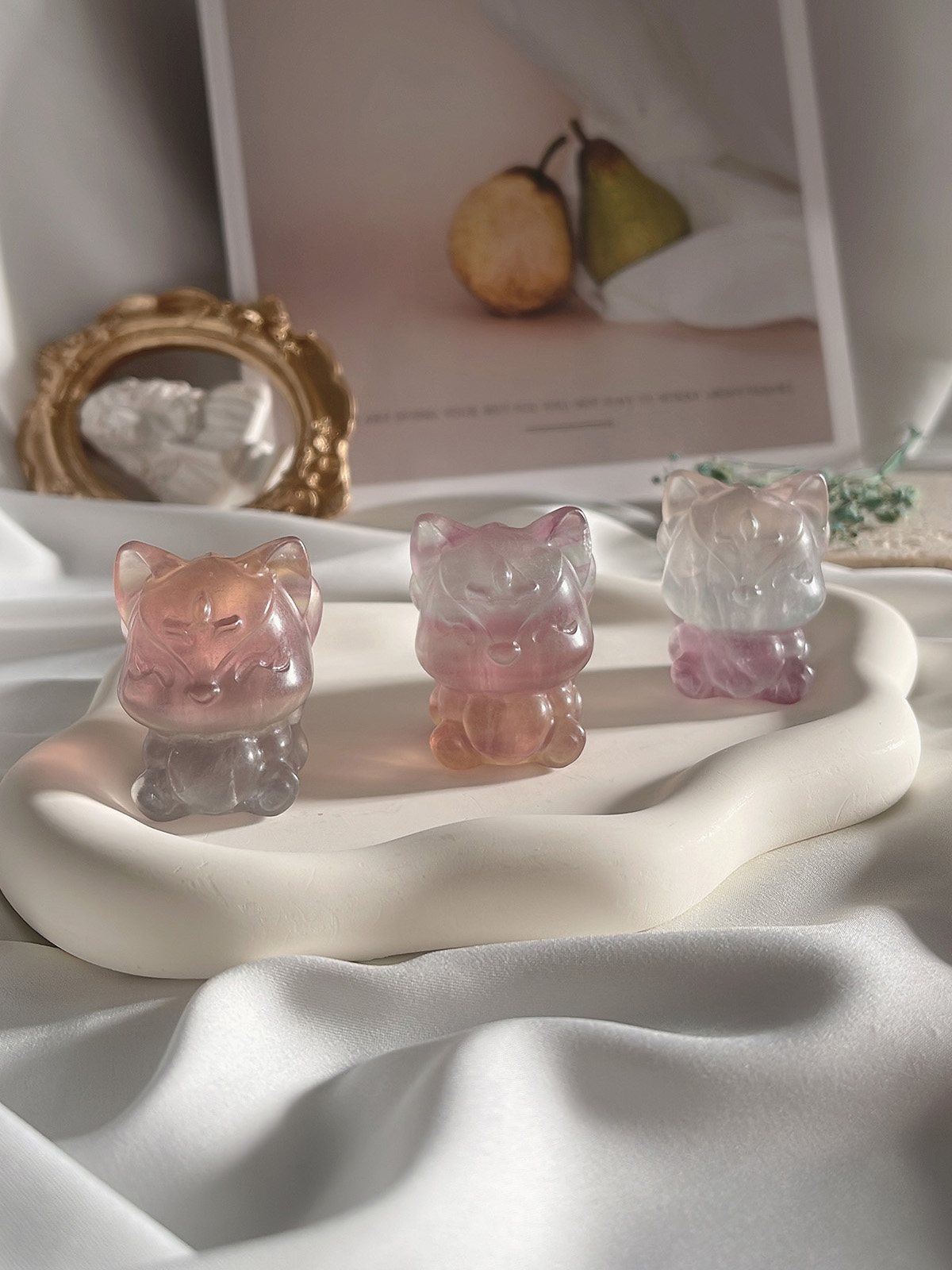 IMG_4744 天然萤石雕刻九尾狐 - 图片 1